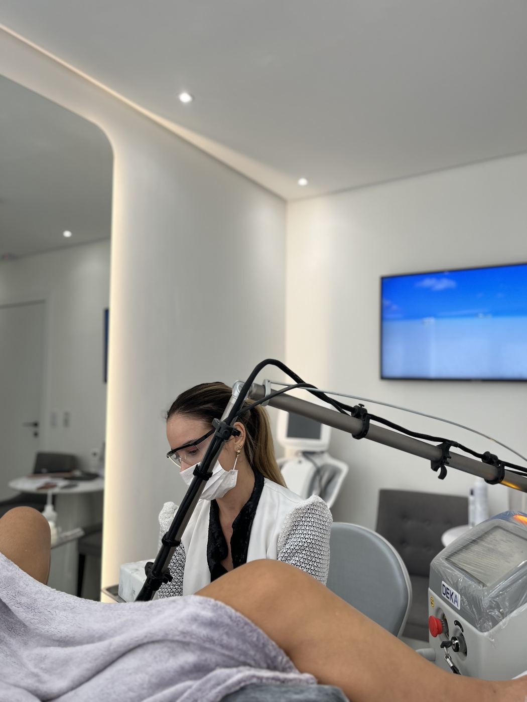 Sessão do protocolo Vulva Lips® na Casa Moreira, com laser de CO₂